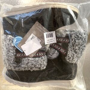 Stylish Cute Pretty Muk Luks Womens Tamarą Fall Winter Boots Dark Gray Size 9